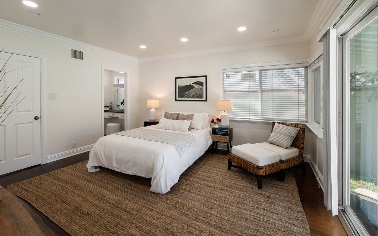 4547 Ledge Ave, Toluca Lake