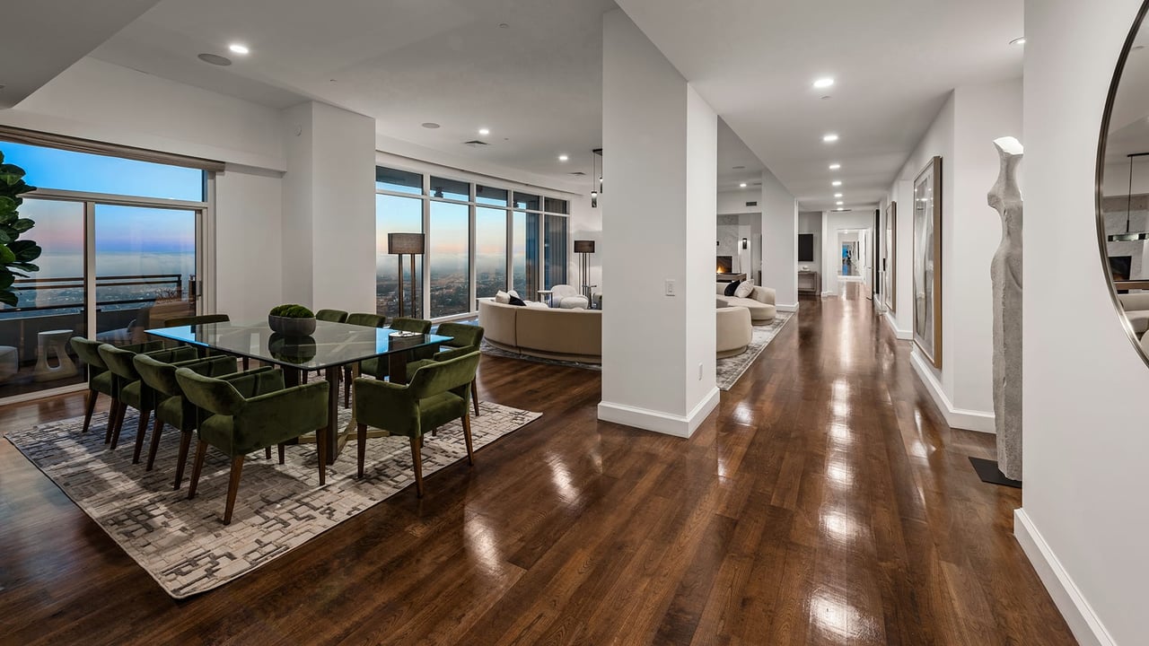 1 W Century Dr, #40PH