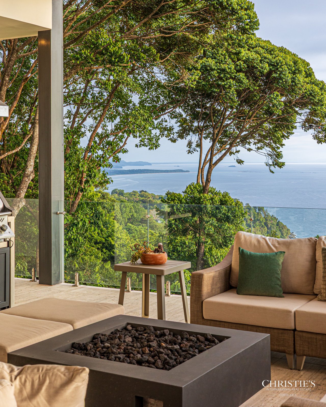 Luxury Estate in Escaleras- incredible ocean views 5.5 Acres