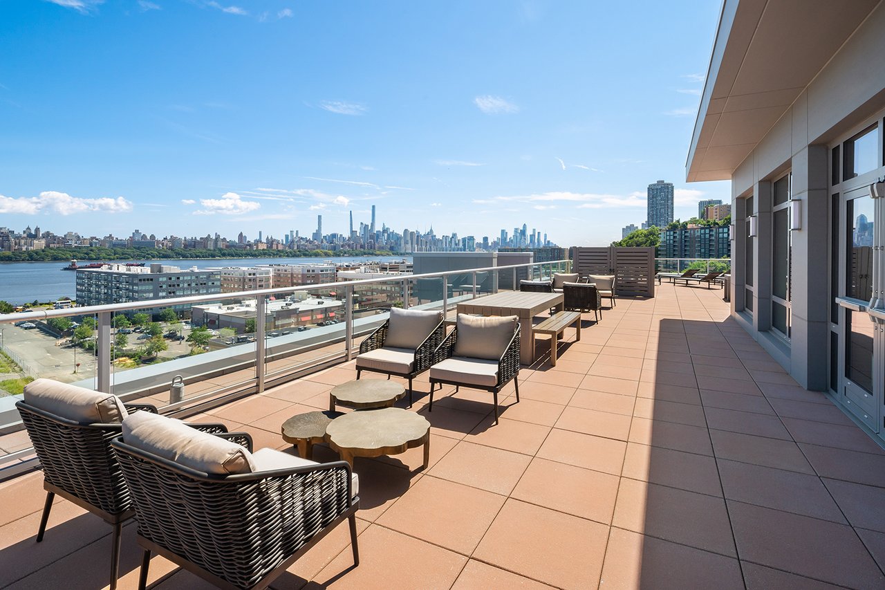 OTTO North East 3 Bedrooms | 2.5 Bathrooms