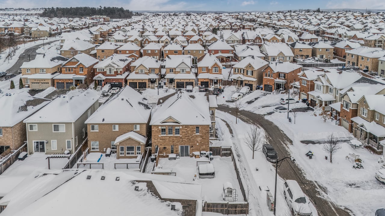 42 Liberty Crescent, Bradford