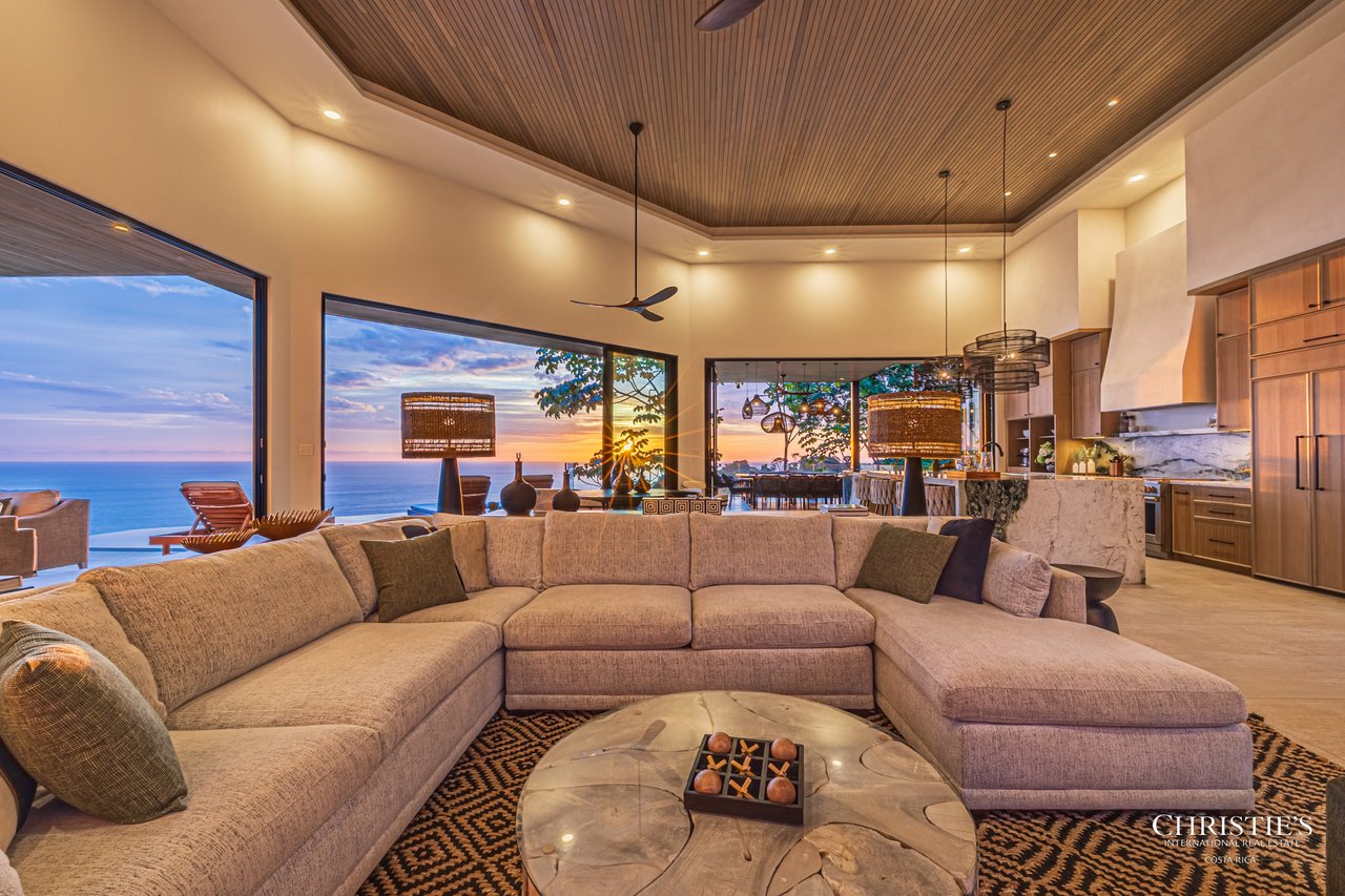 Luxury Estate in Escaleras- incredible ocean views 5.5 Acres