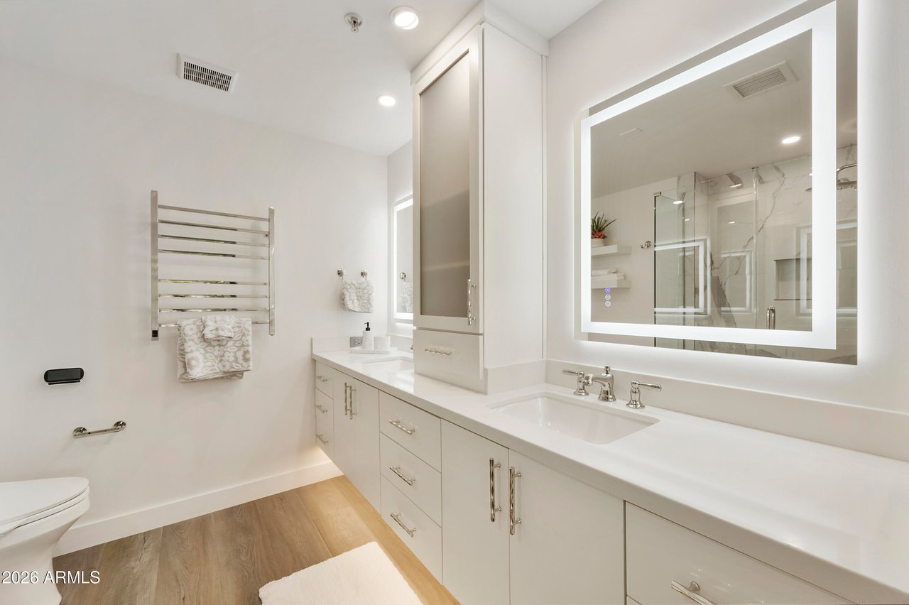 7161 E Rancho Vista Dr, #3002