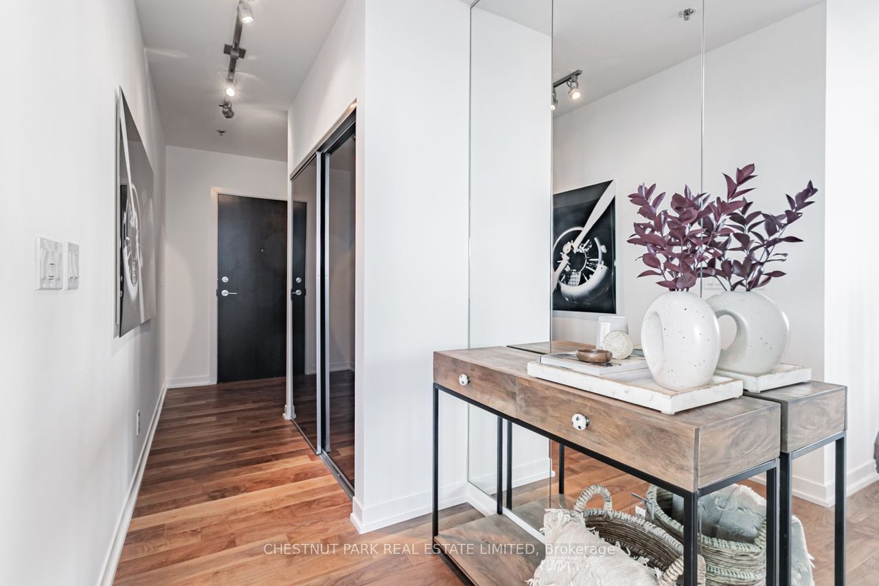 QUEEN WEST STYLISH PH