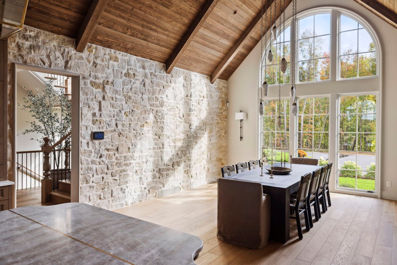 2295 Tamarack Drive, Medina