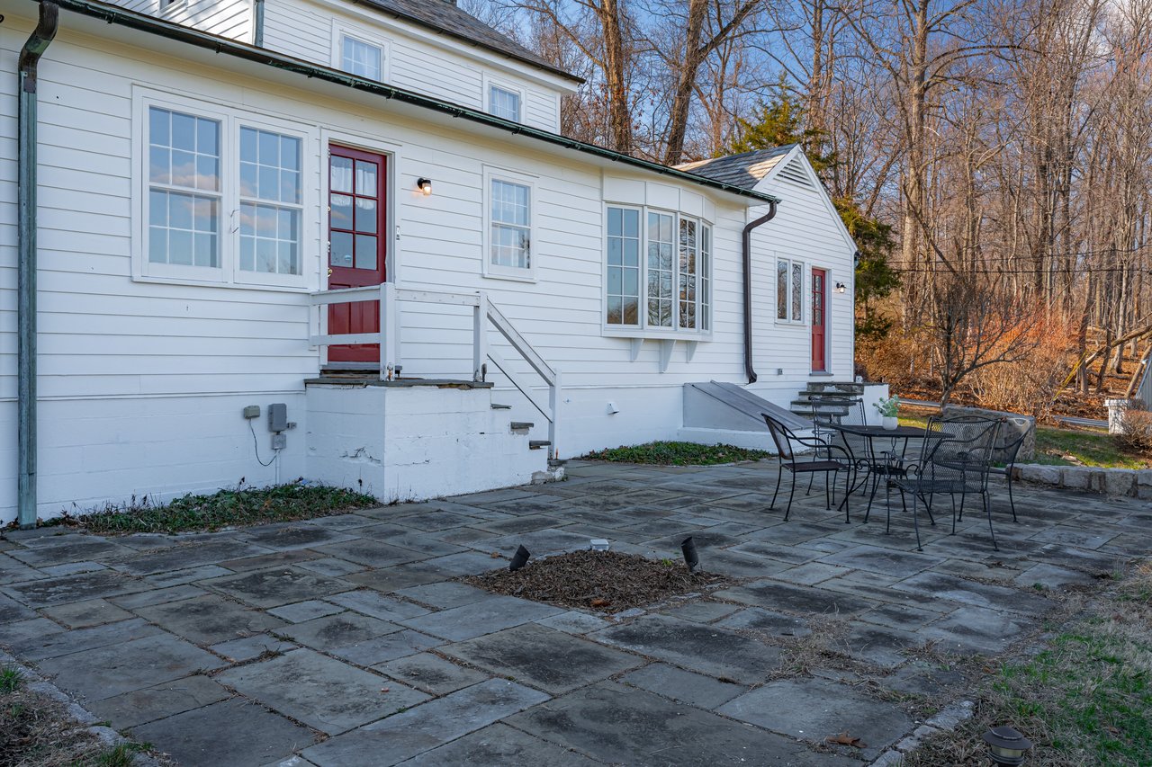 2016 Stonesthrow Road