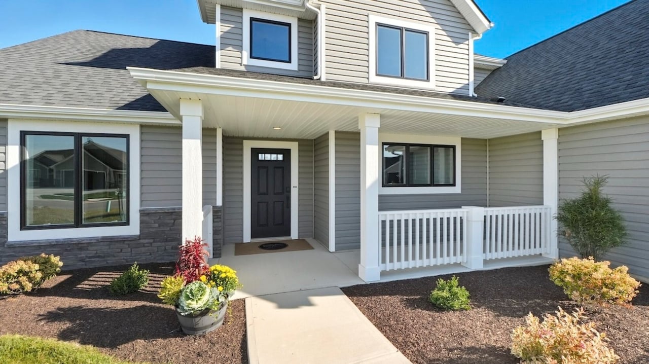 22215 Travertine Run