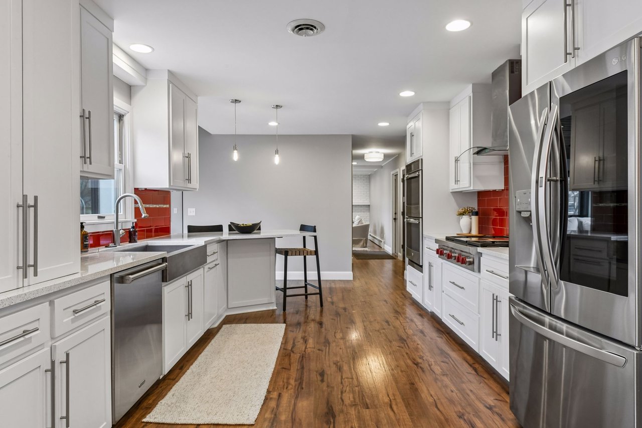 5932 Tamarac Ave, Edina