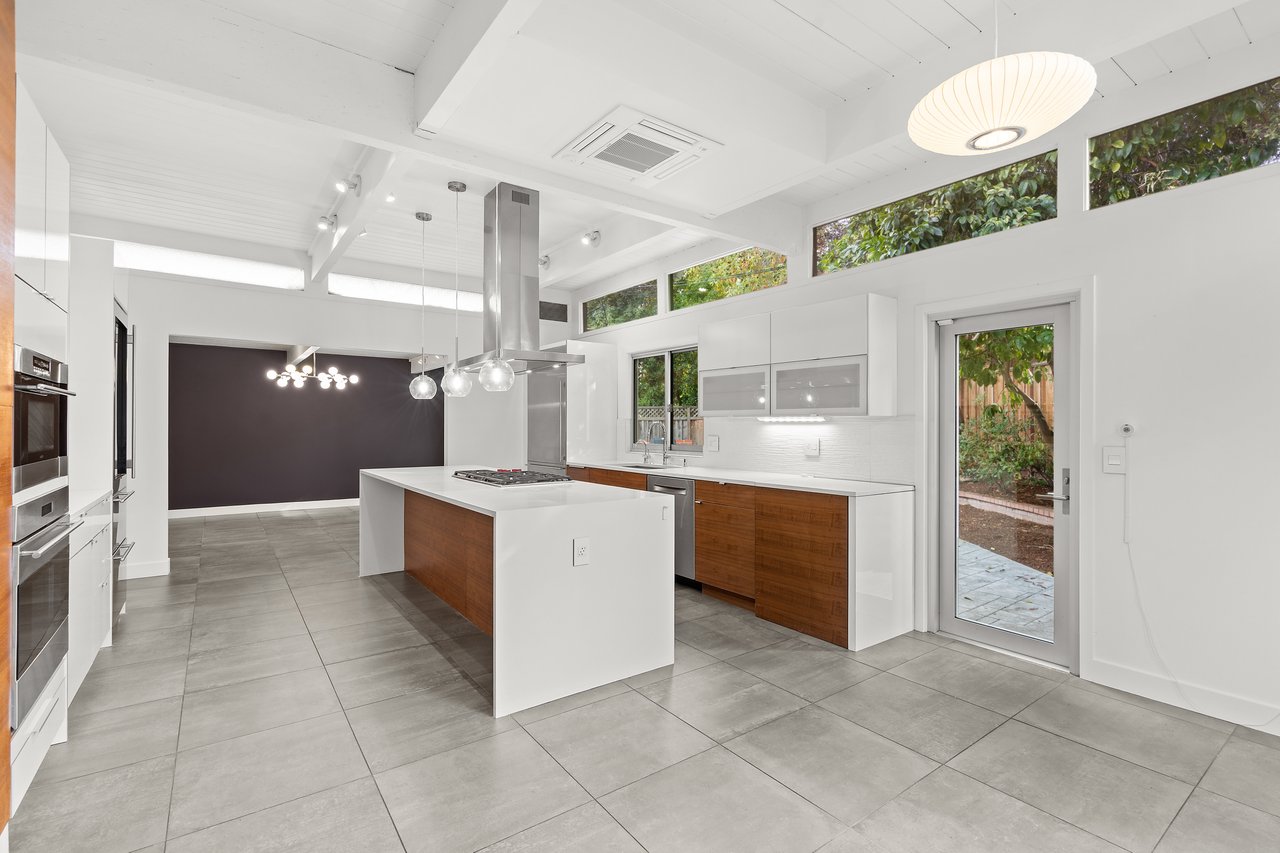 3502 Arbutus Ave, Palo Alto, CA 94303