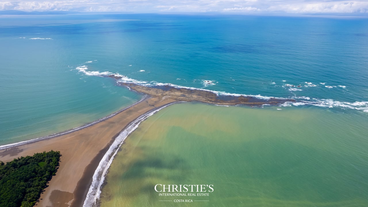 VILLA MAREN | ELEVATED LIVING IN UVITA | DOMINICAL 