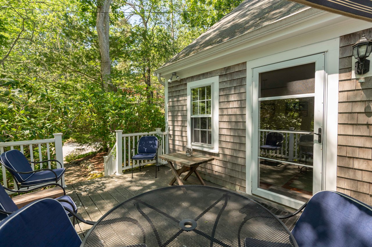 8 Jacques Loeb Road