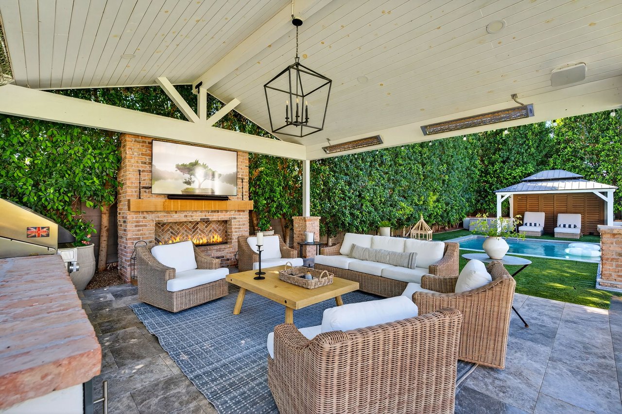 5217 E CALLE REDONDA