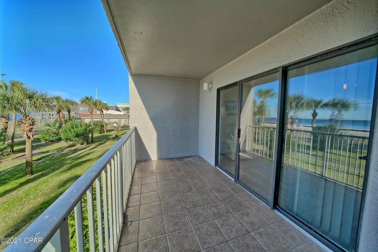 8743 Thomas Drive Unit 209