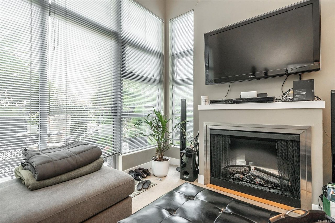 104-797 Tyee Rd