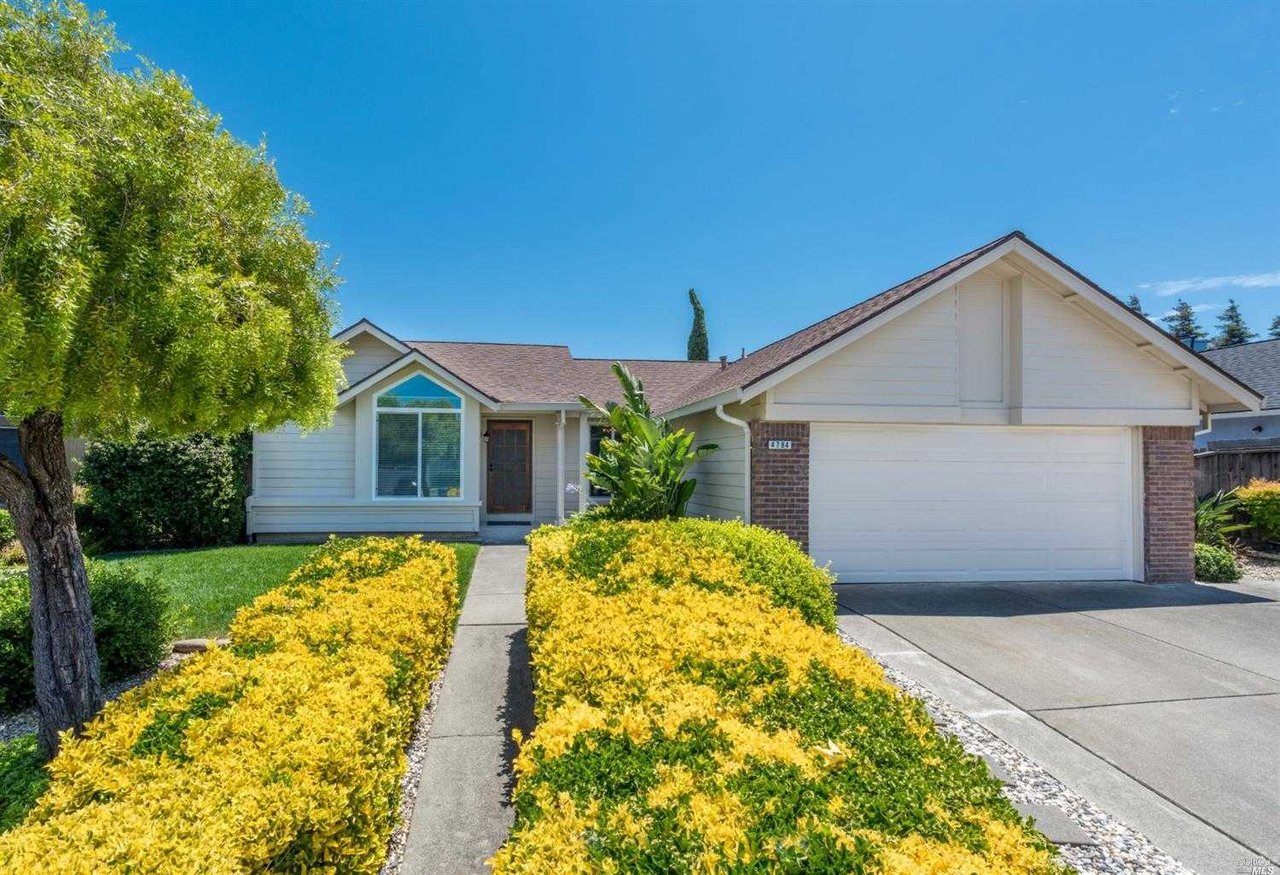 4784 Birkdale Cir