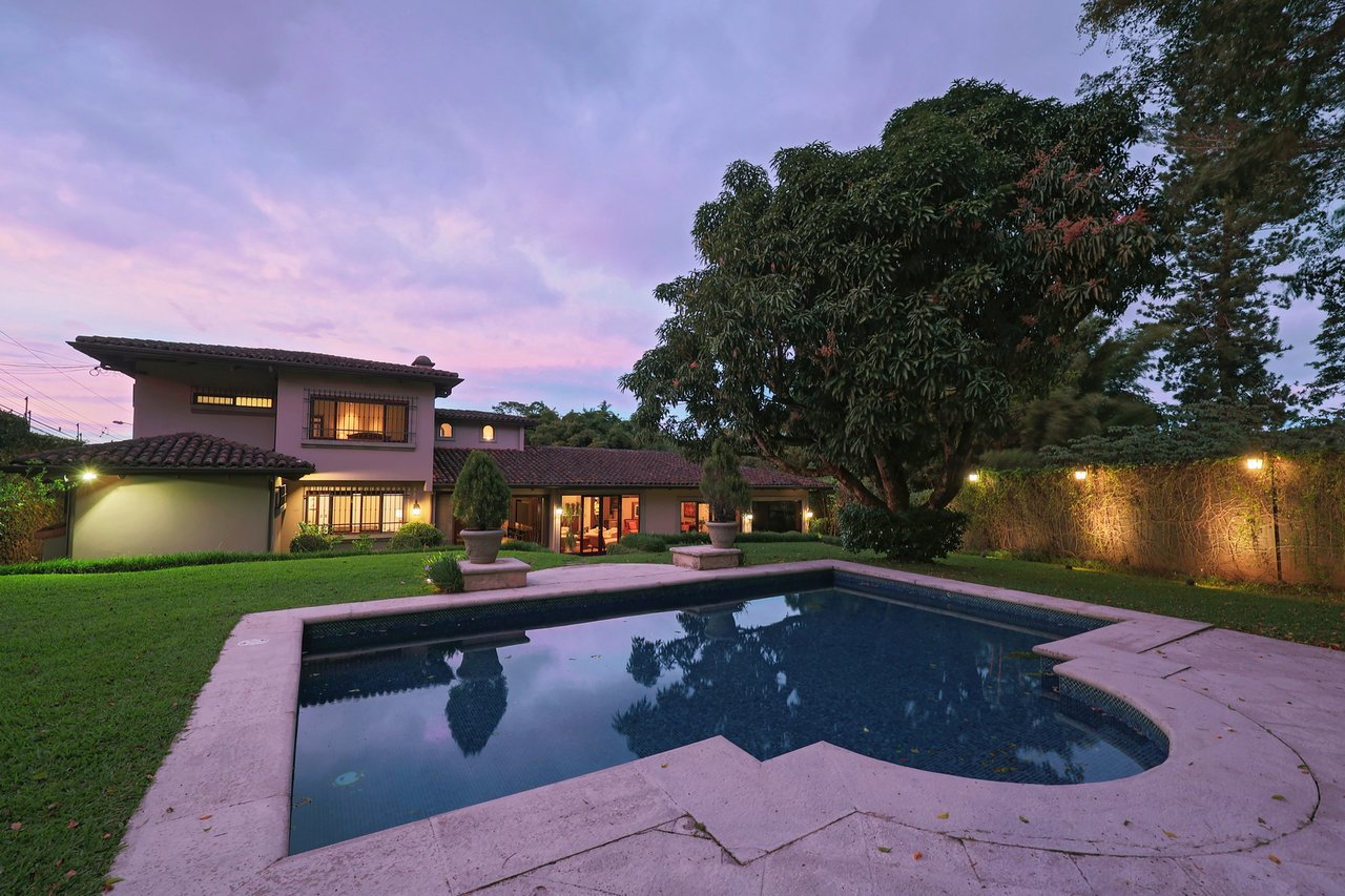 European Estate Pool Villa, Escazu, San Jose