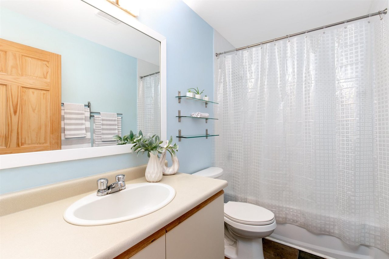 20-2230 Eva Lake Rd