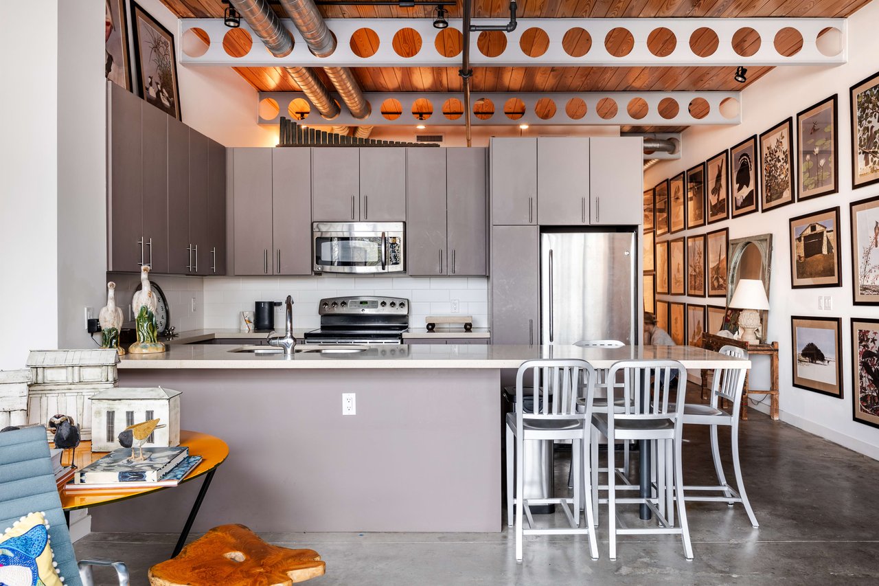 1401 Eva St 14B (104)