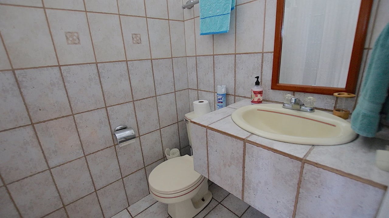 Remodeled Family Terrace Home, Escazu, San Jose