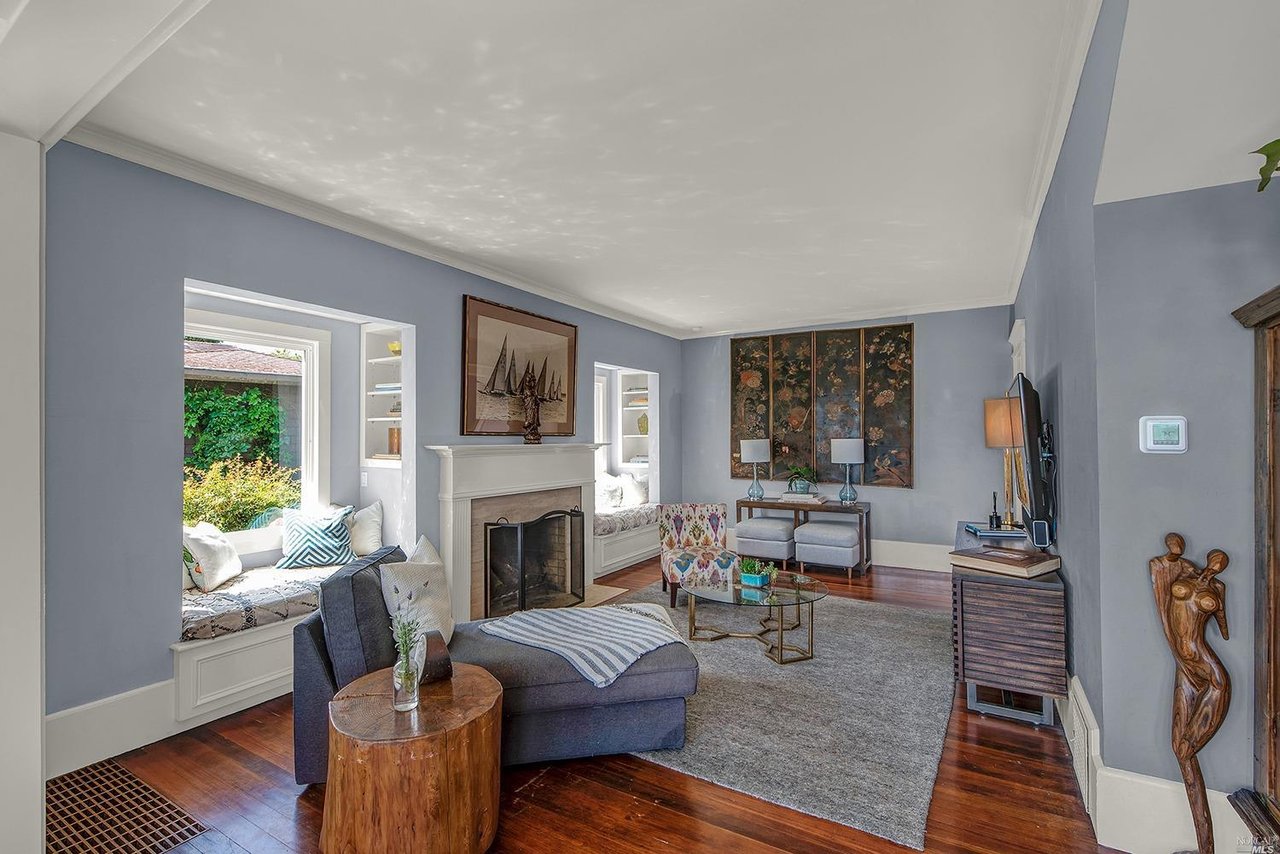 148 Harrison Avenue