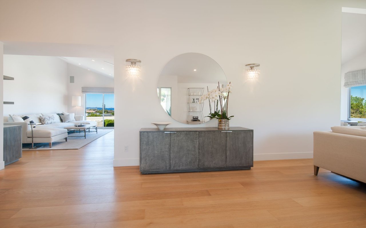 1633 Castle Cove Circle