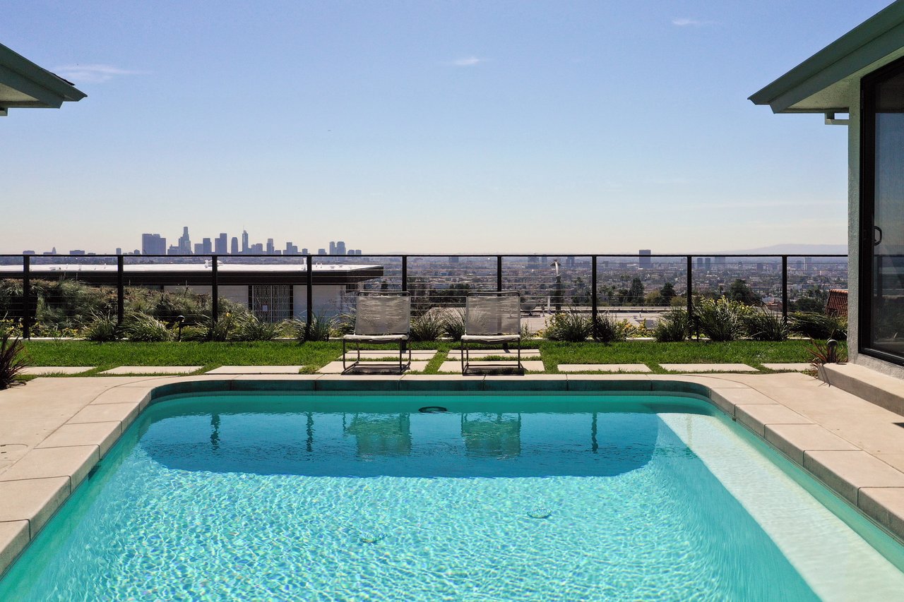 Stunning Los Feliz Estates Mid-Century ranch with jet-liner views!