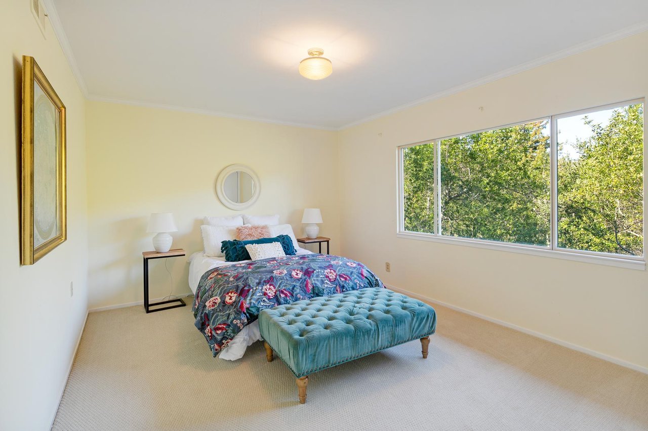 65 Stuyvesant Drive, San Anselmo