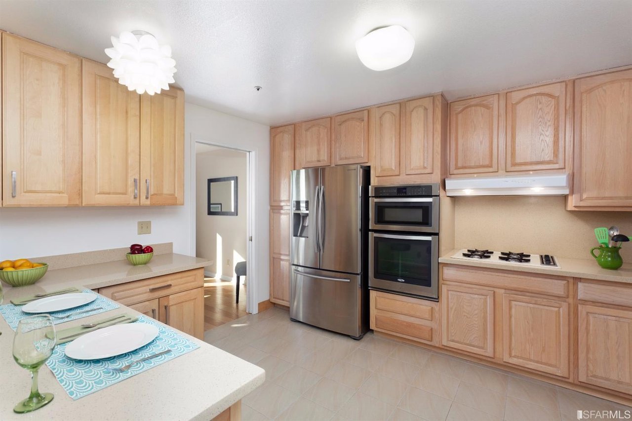 758 Great Hwy, #2