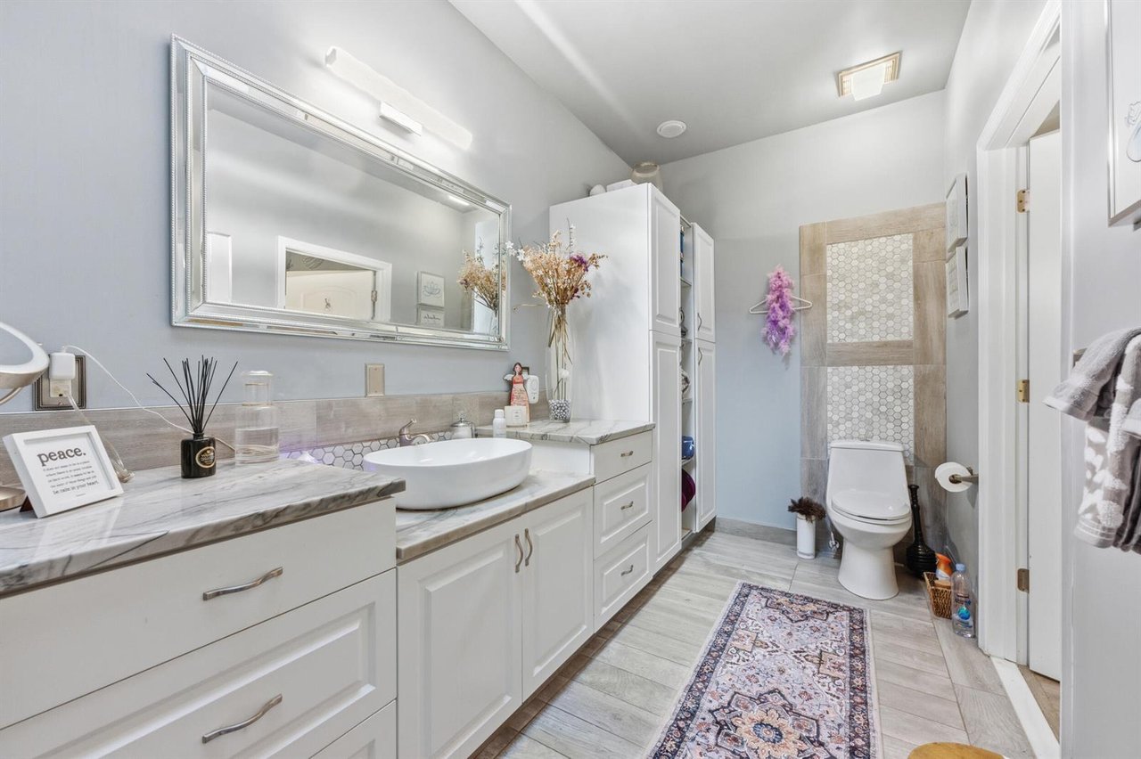 2495 NW 66th Dr