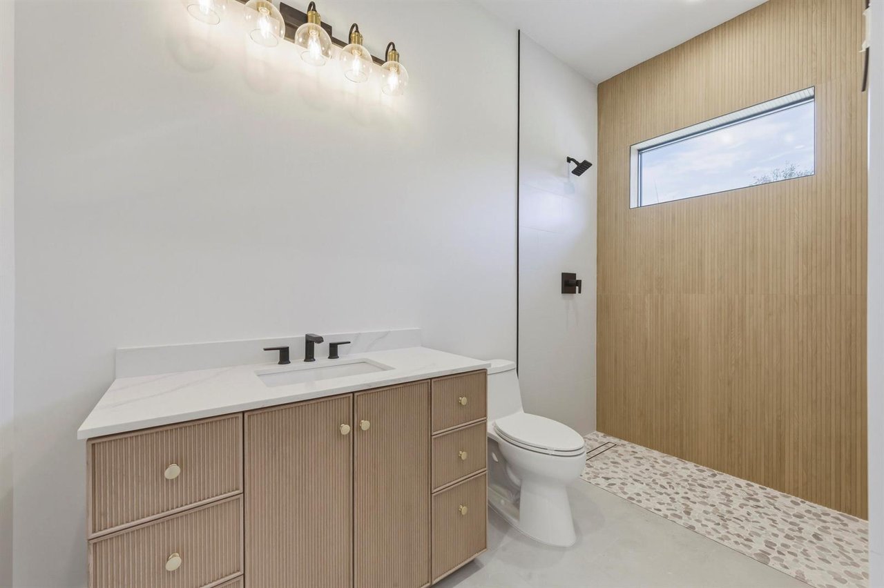 5770 Dixie Belle Road