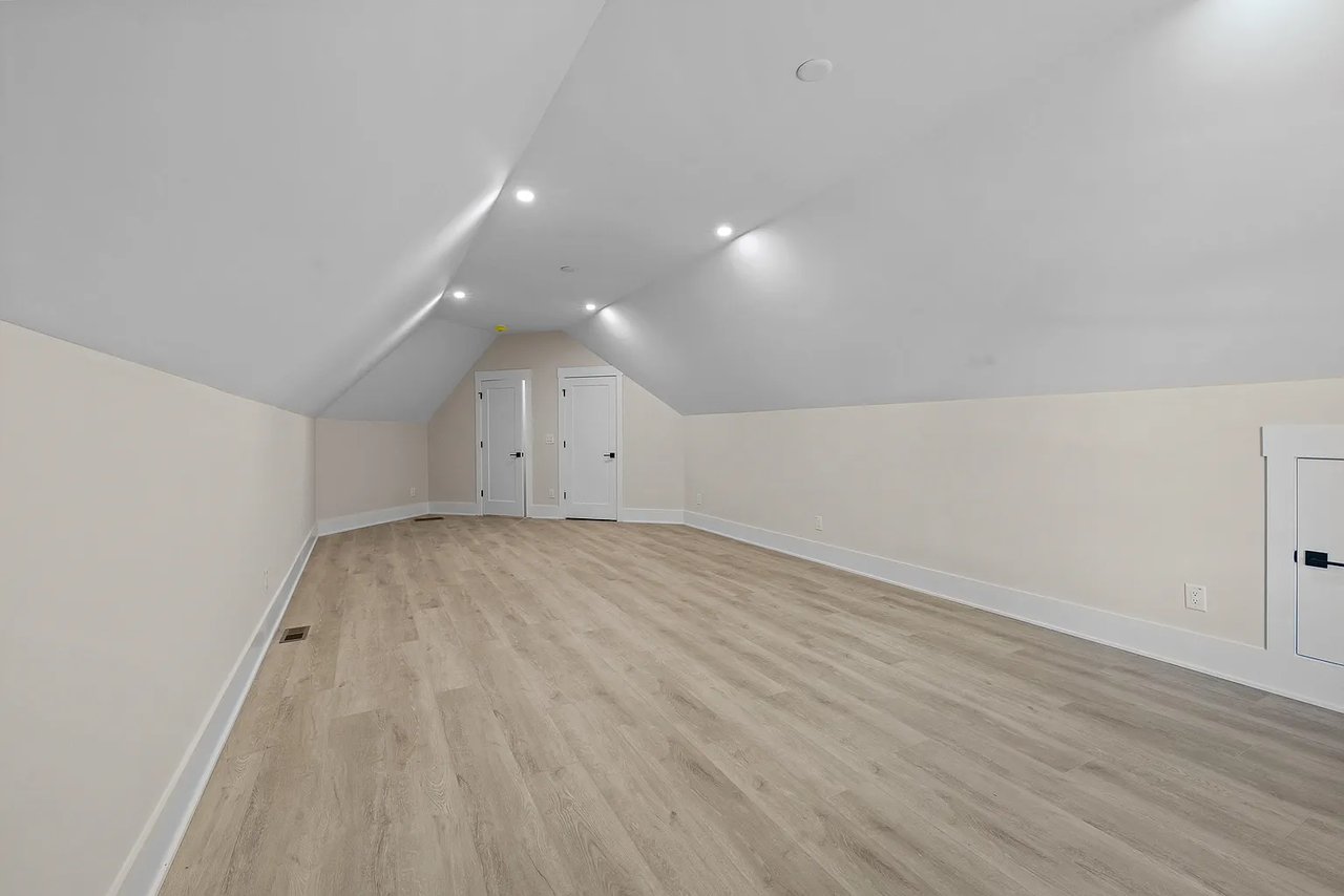 1131 Glen Eagle Dr