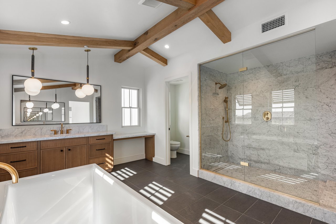 New construction home for sale in Ocean Knoll, Encinitas, California represented by Neda Nourani & Associates