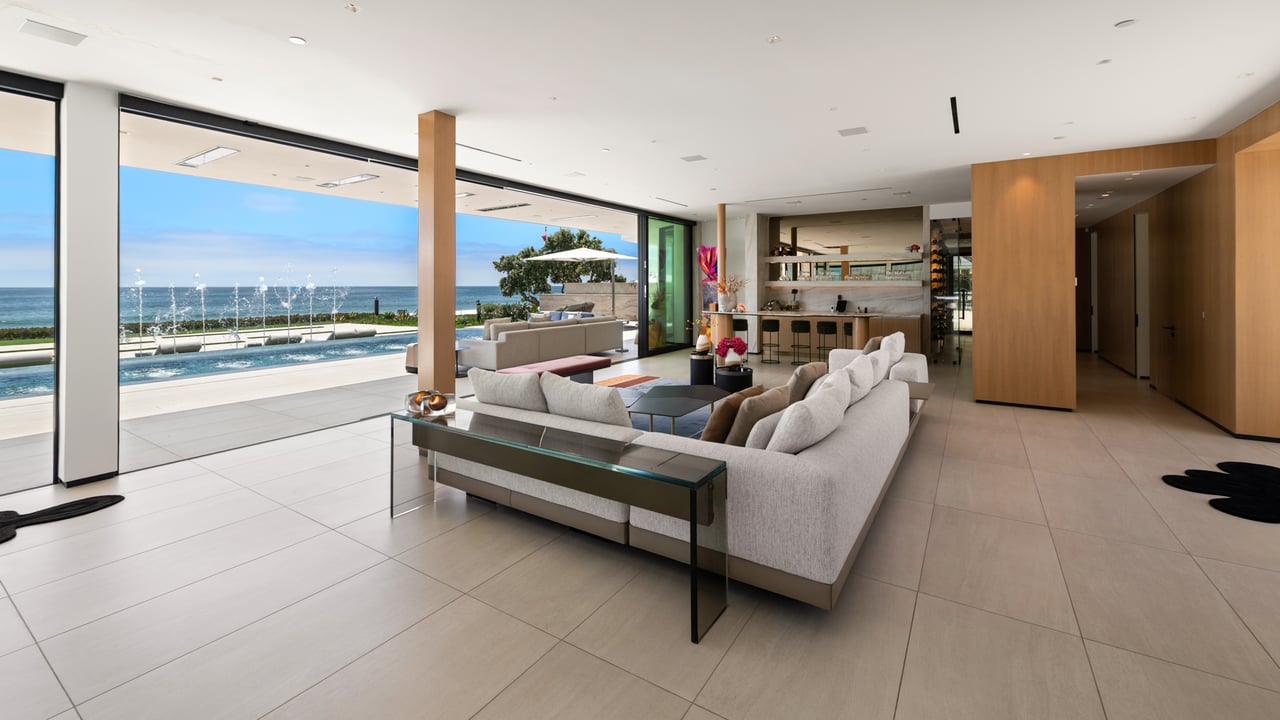 31100 Broad Beach Rd