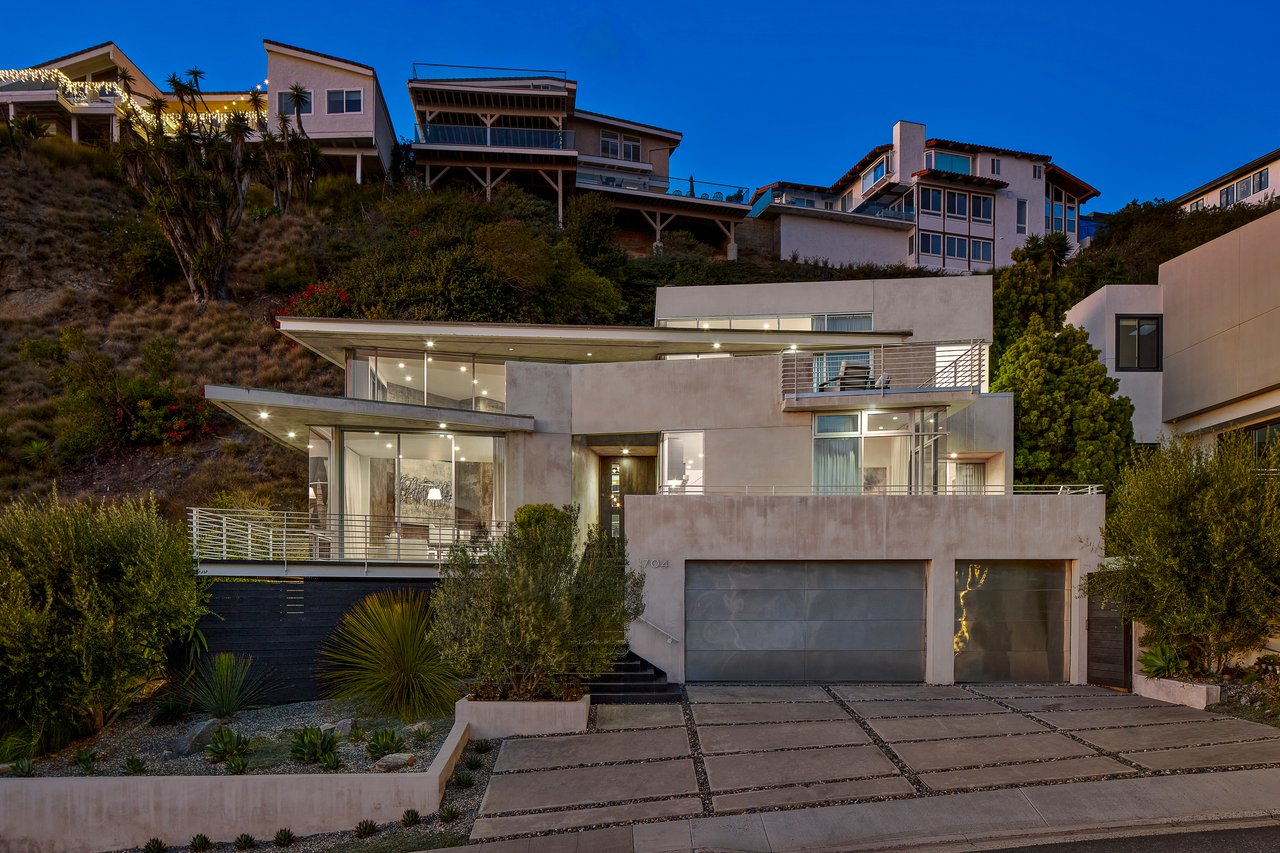 Upper Victoria Beach