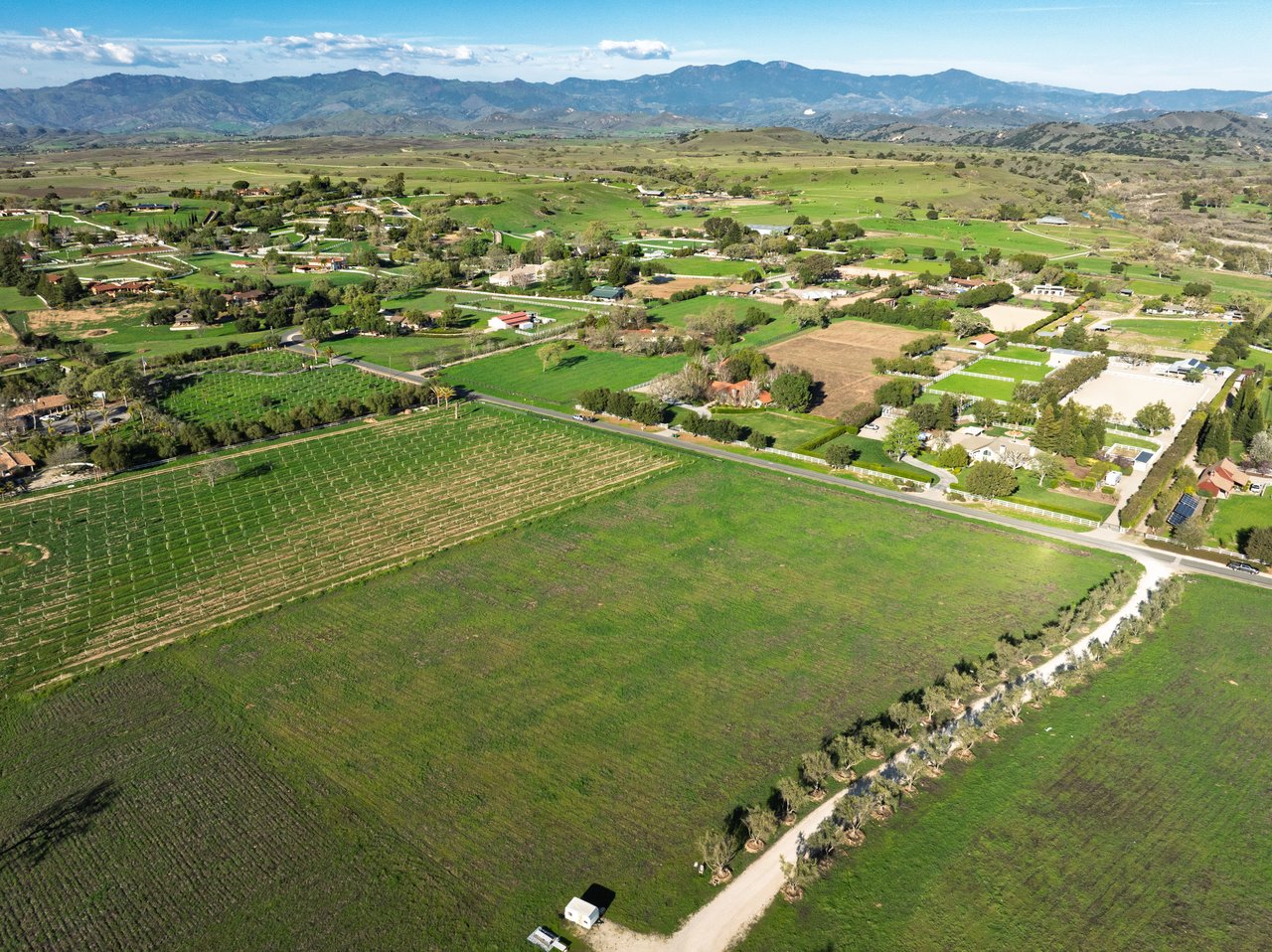 Build your dream in Meadowlark Ranch