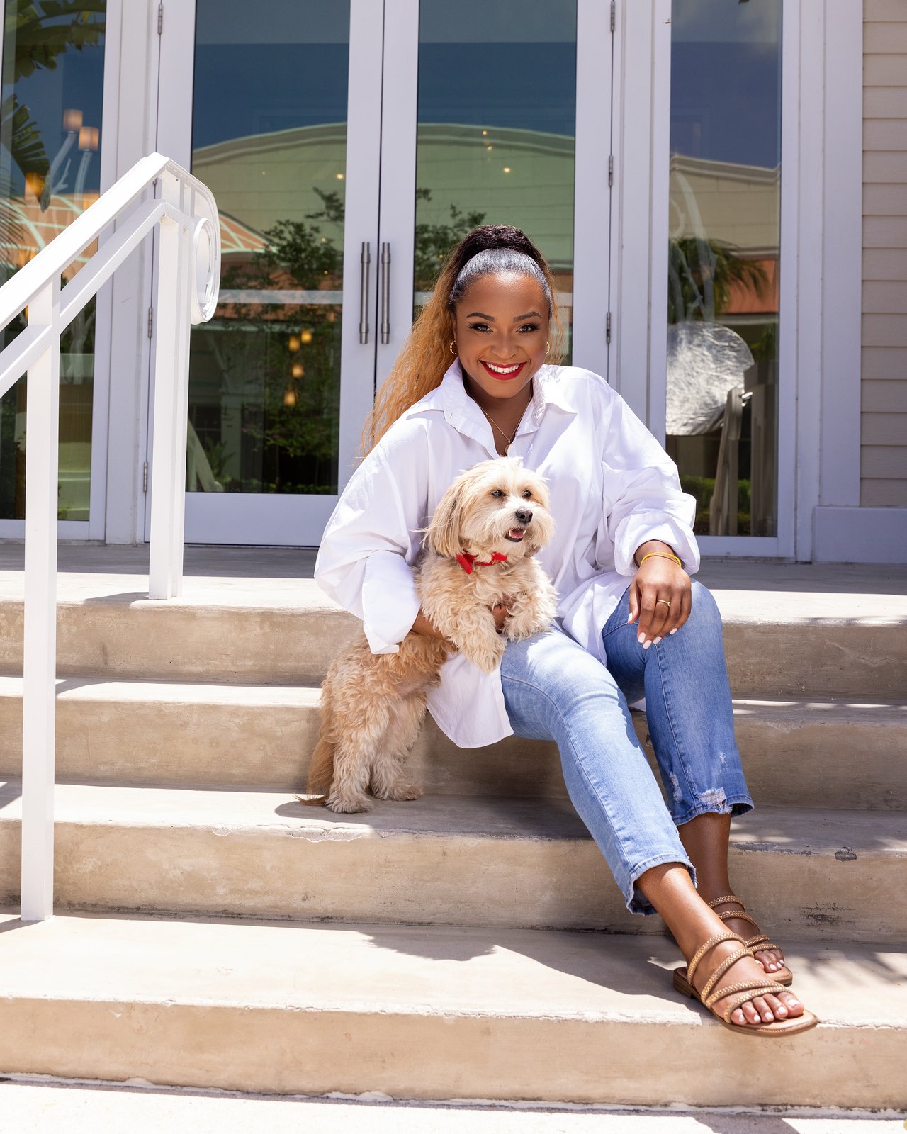 BreAnne Adderley results-driven real estate agent ready to help customers in the real estate industry.