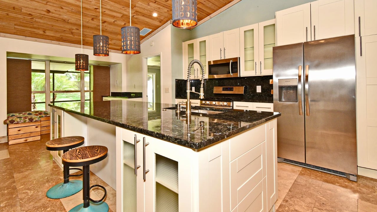 Three-Bedroom for Lease in Orlando's Bay Lakes Neighborhood