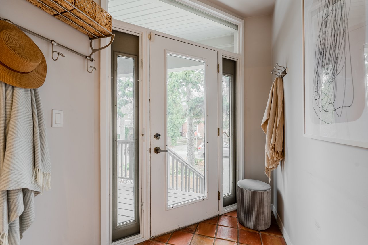 27 Herbert Ave