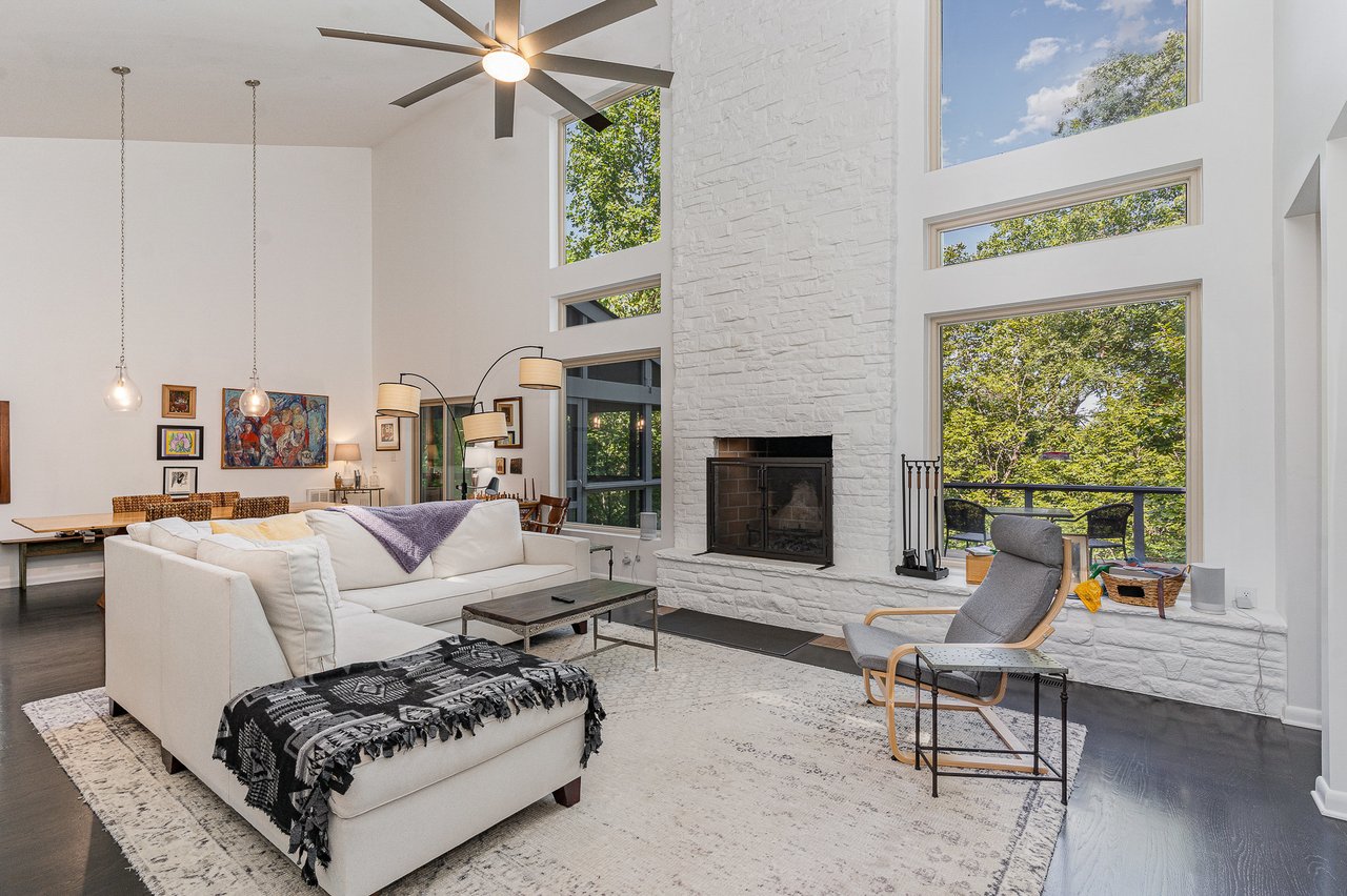 Modern, 4 Bedroom House near UNC