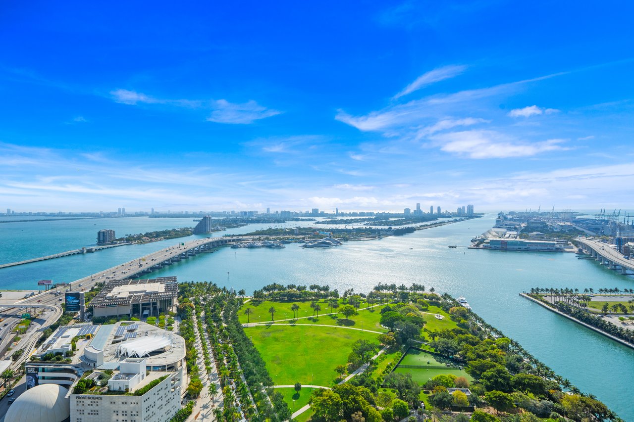 One Thousand Museum Signature Residence