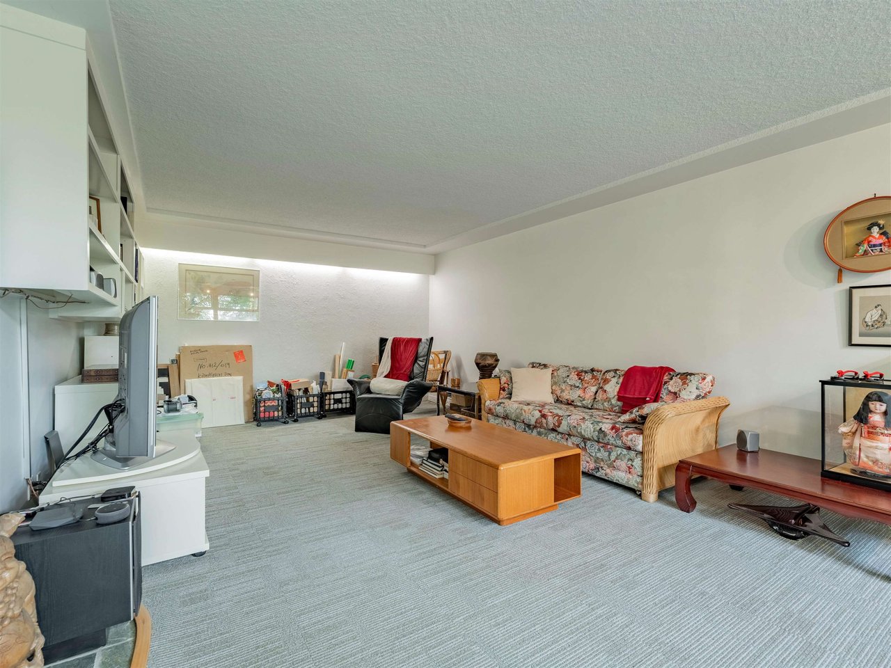 4554 Sunland Pl