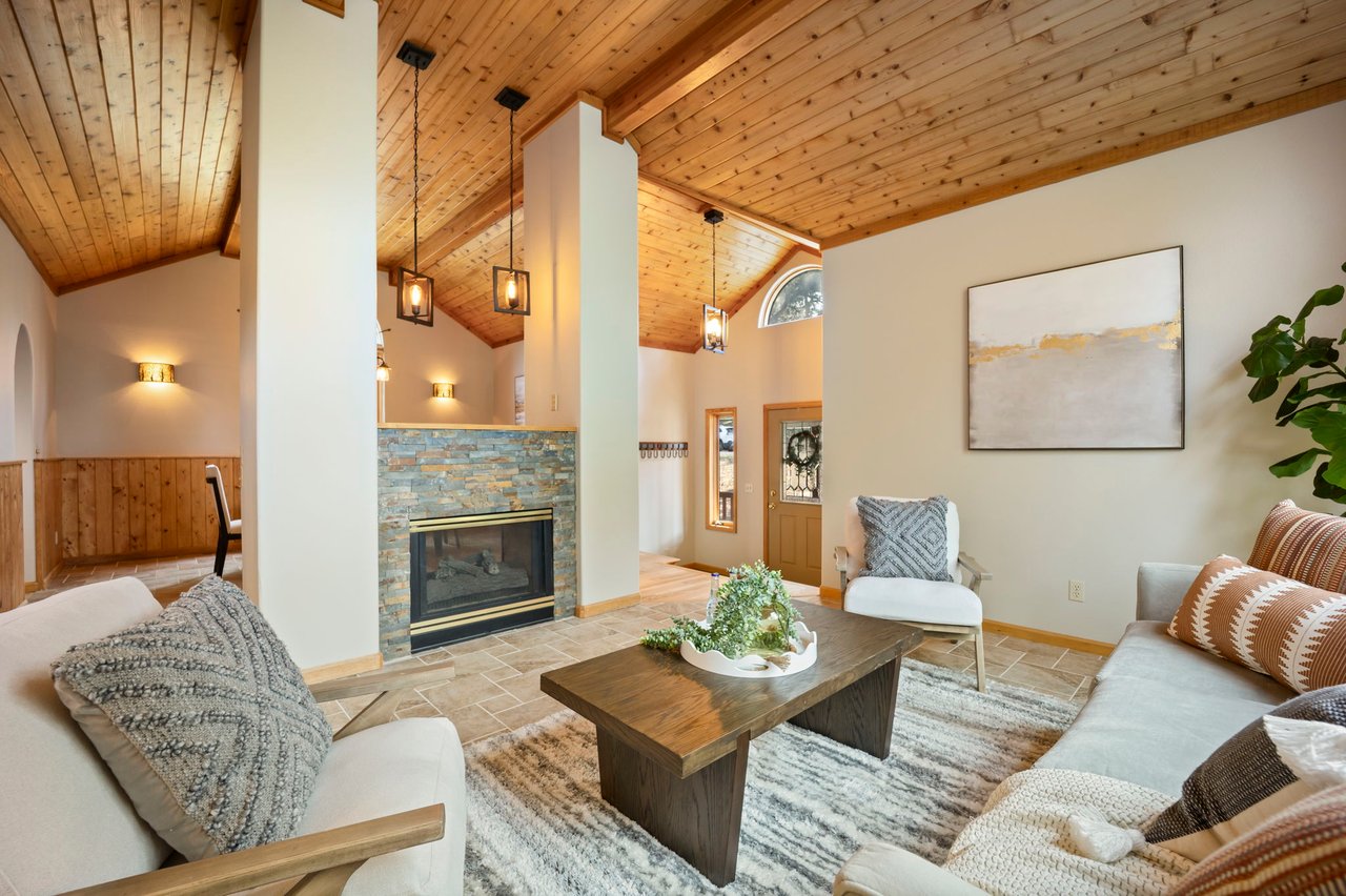 120 Sun Valley Drive