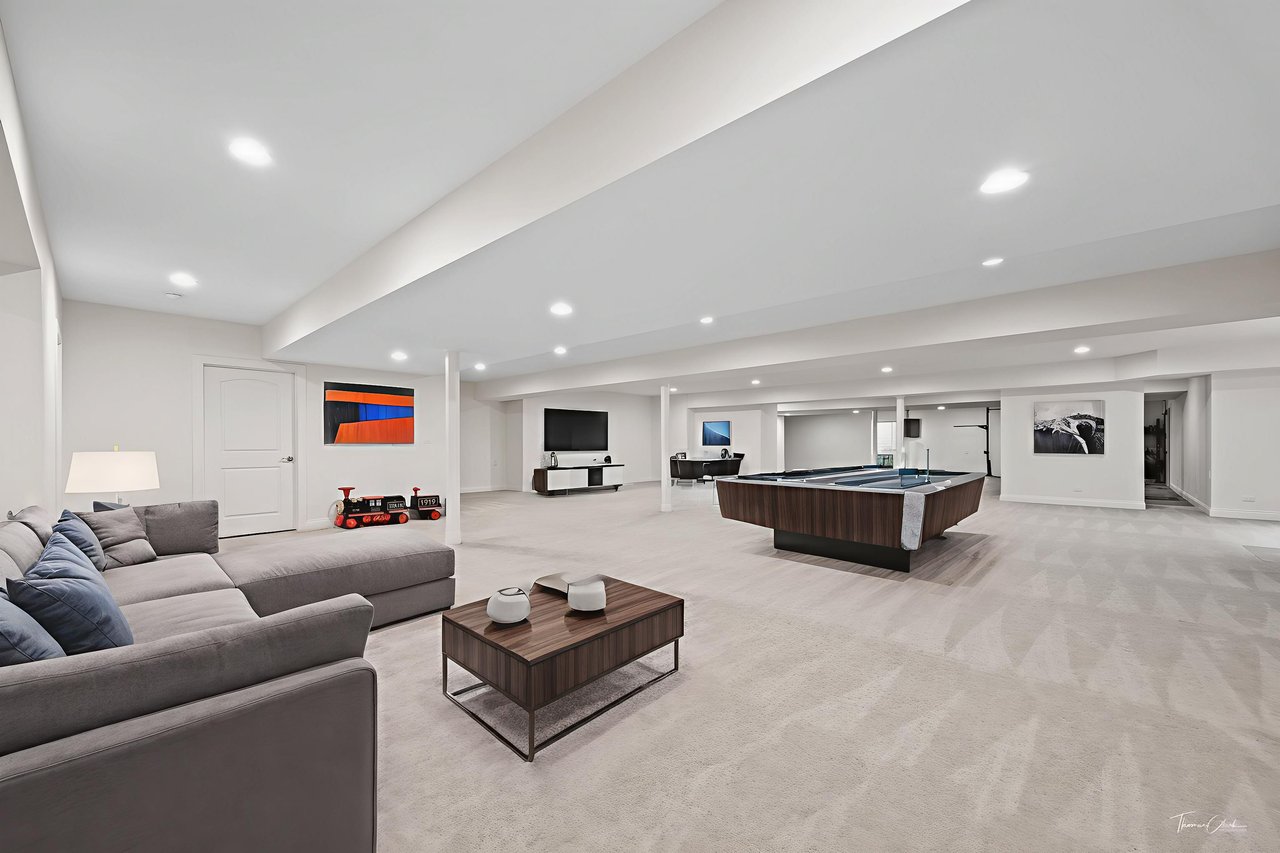 4103 Douglas Road