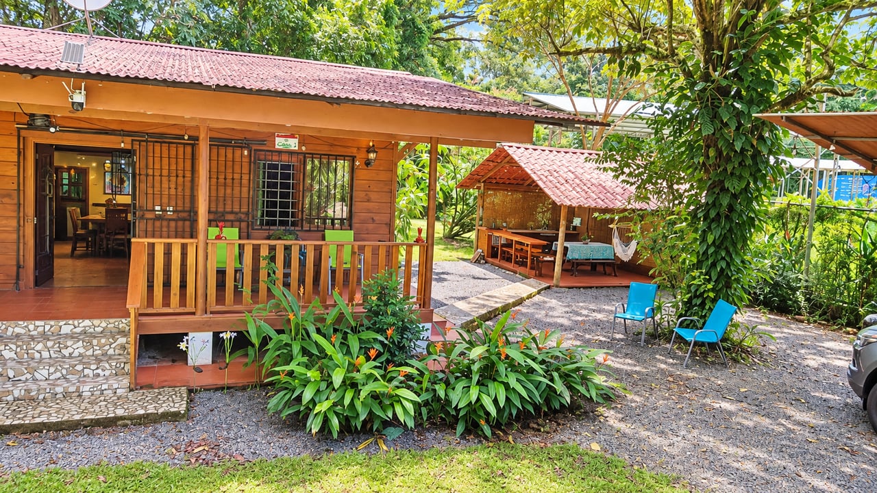 Riverside Cabin in Uvita | 0.98-Acre Estate with Room to Expand