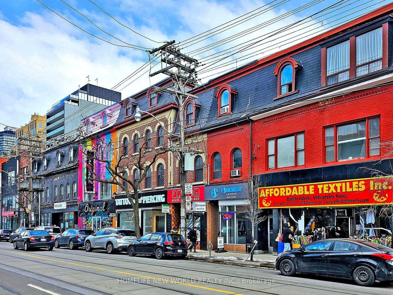 VIBRANT PENTHOUSE IN DOWNTOWN
