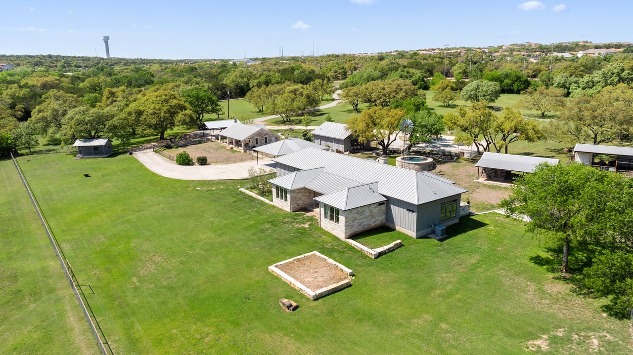 4813 Twin Acres Road