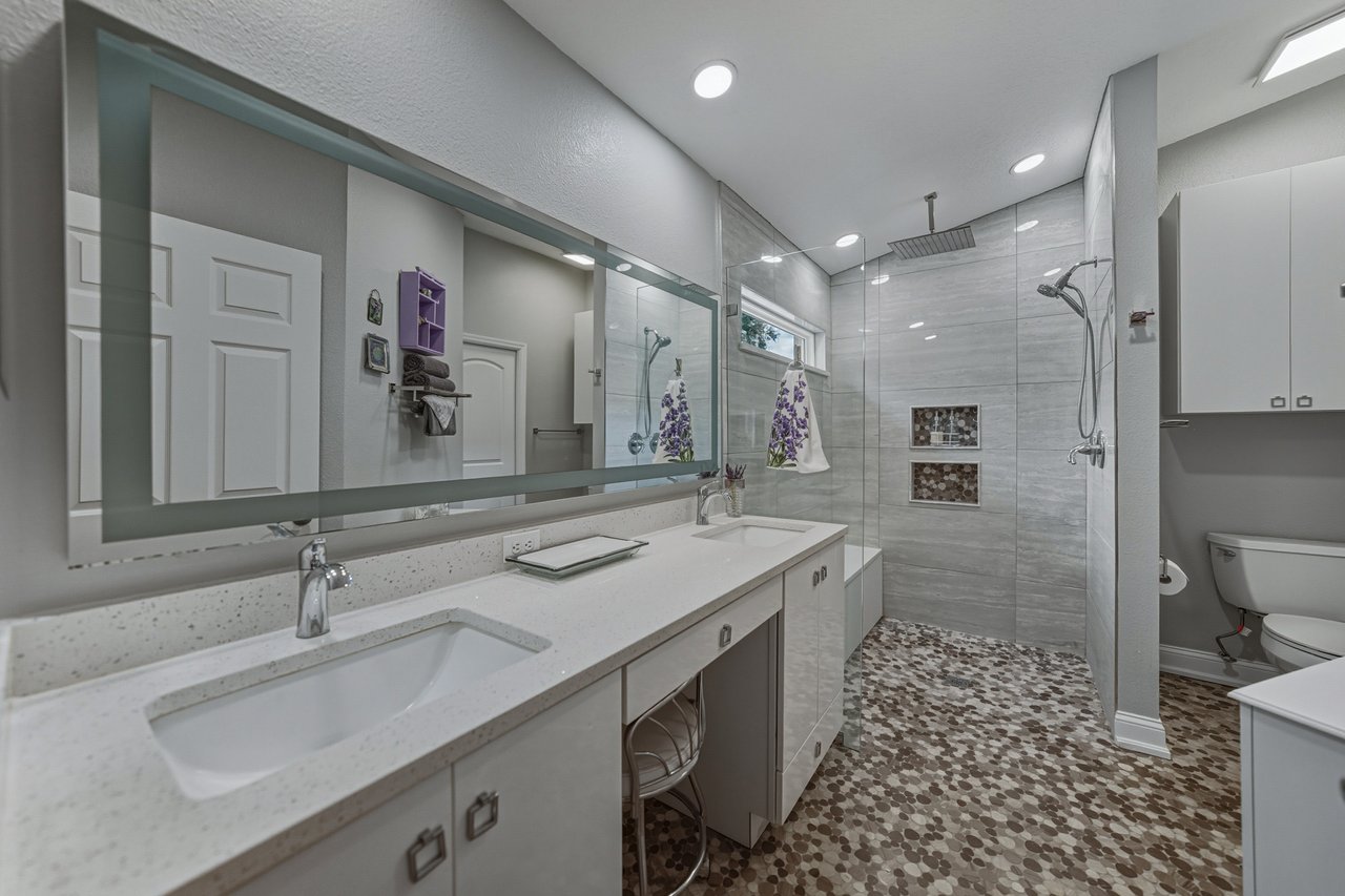 5240 NEW BRITTANY LN