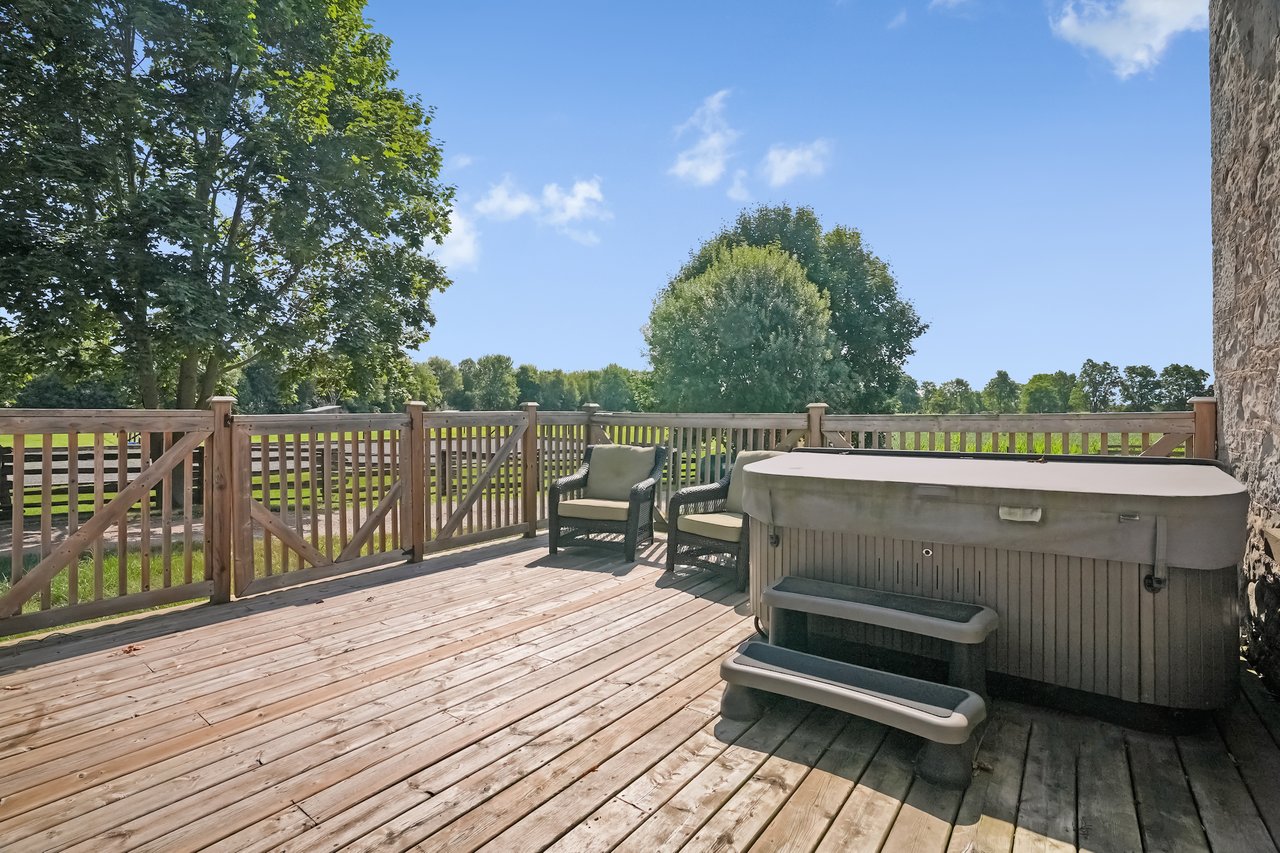 Extraordinary Equestrian Estate