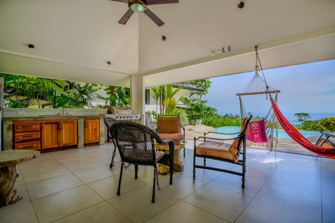 Casa La Roca, Whale's Tail 3 Bedroom Home In Uvita!