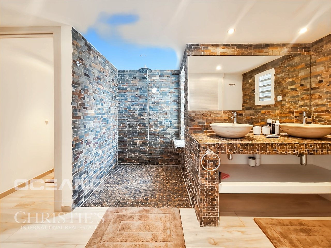 Modern 3 bedrooms Villa - Sea View